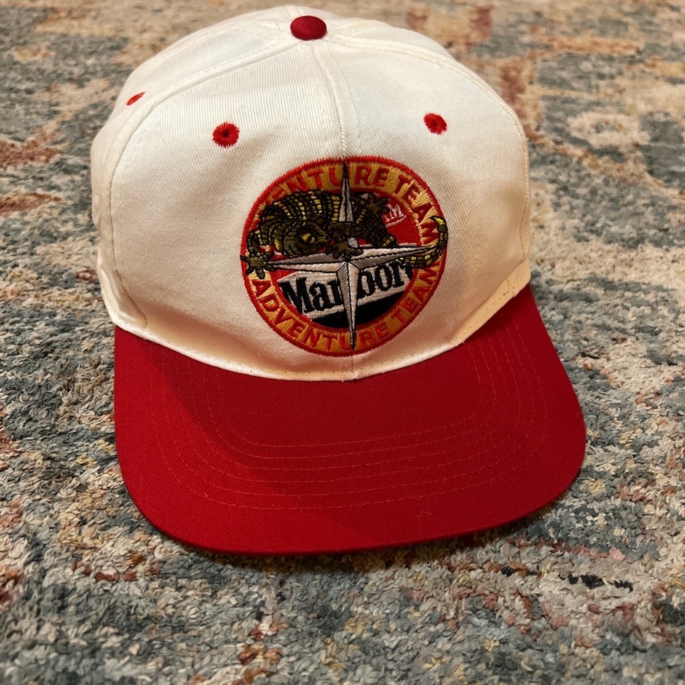 Vtg Marlboro lizard snapback hat nwot